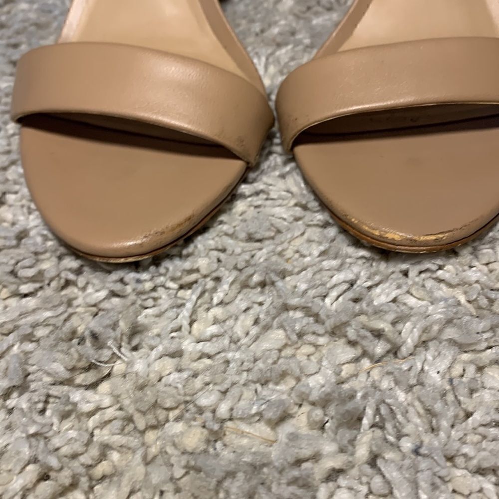 International concepts GUC nude peep toe heels Size 6 - Picture 6 of 7
